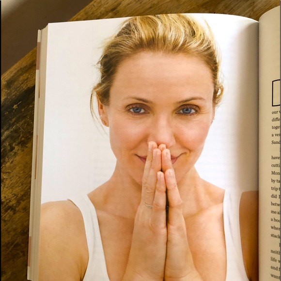 LONGEVITY BOOK by Cameron Diaz Bestseller NEW!!! - Picture 10 of 11